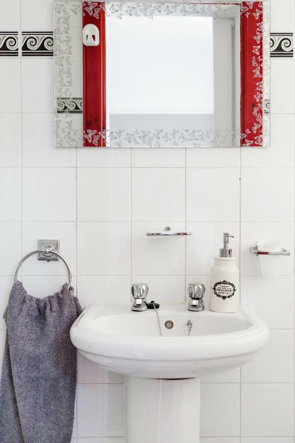 Bed and Breakfast Wee White House EDI Exteriér fotografie